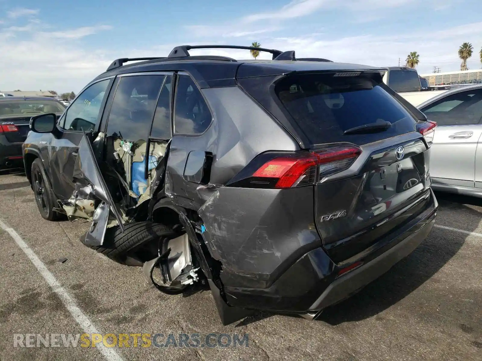 3 Photograph of a damaged car 2T3E6RFV2MW006184 TOYOTA RAV4 2021