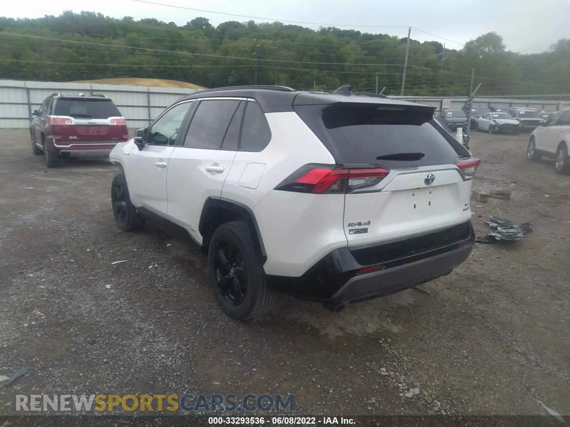 3 Photograph of a damaged car 2T3E6RFV2MW006993 TOYOTA RAV4 2021