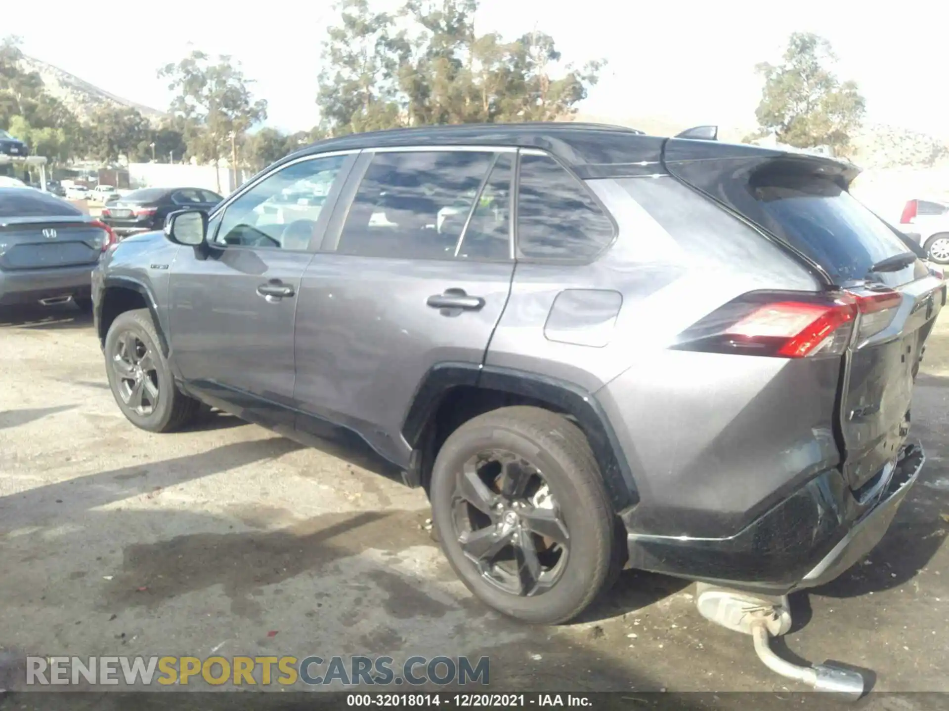 3 Photograph of a damaged car 2T3E6RFV3MW008638 TOYOTA RAV4 2021