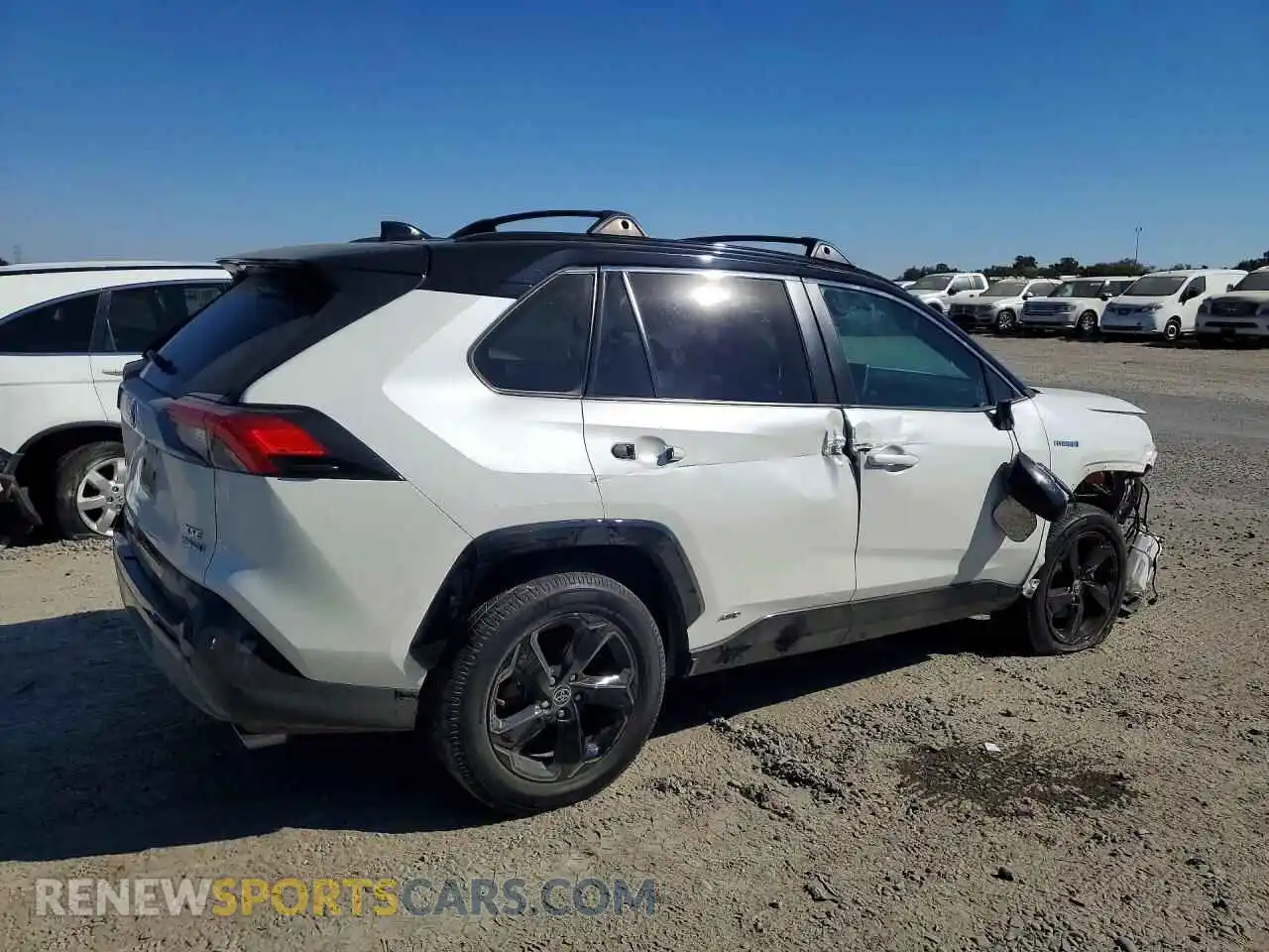 3 Photograph of a damaged car 2T3E6RFV4MW011757 TOYOTA RAV4 2021