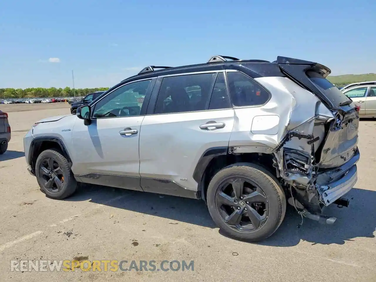 2 Photograph of a damaged car 2T3E6RFV4MW025867 TOYOTA RAV4 2021