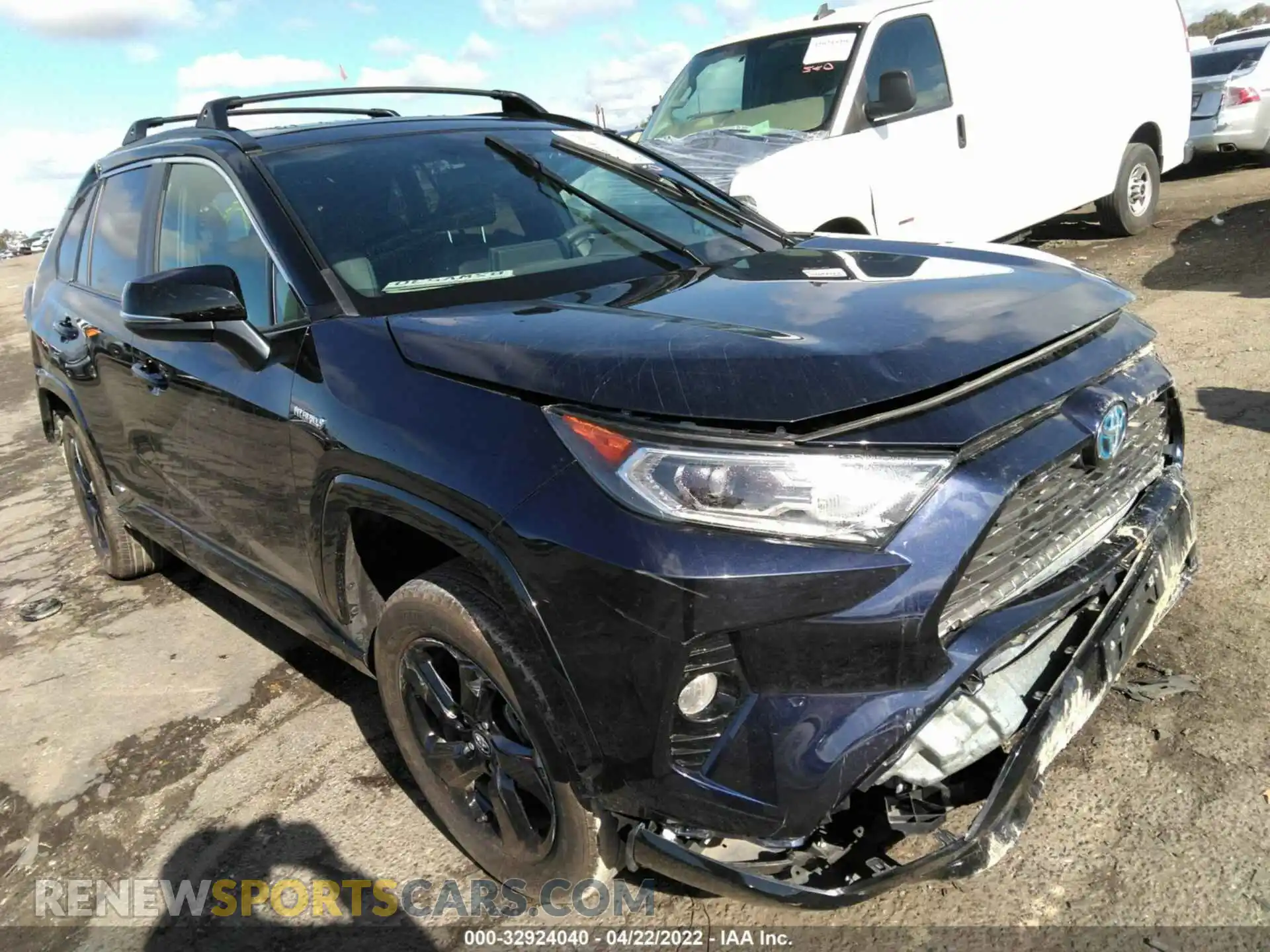 1 Photograph of a damaged car 2T3E6RFV5MW002792 TOYOTA RAV4 2021