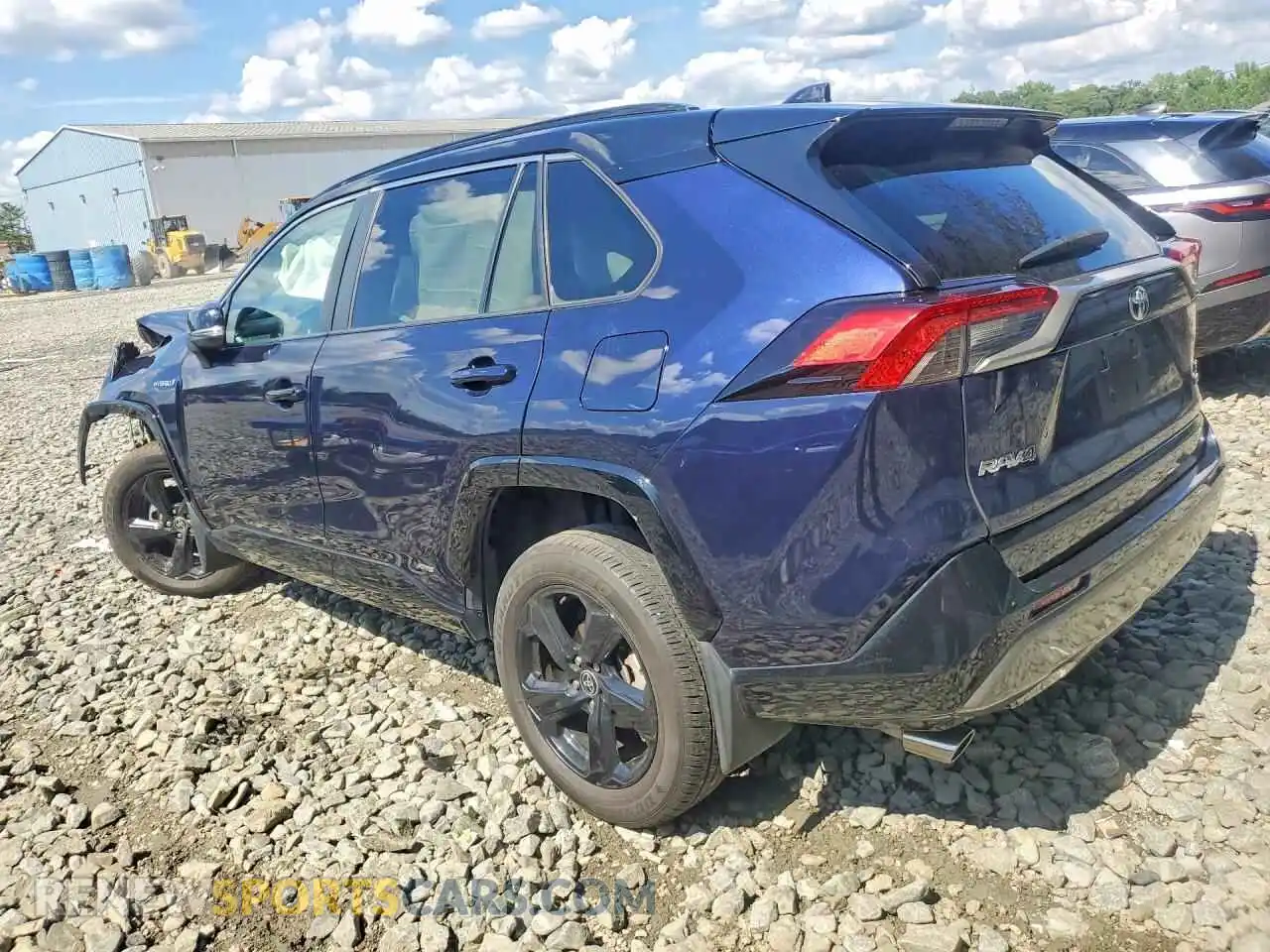 2 fotografías del automóvil dañado 2T3E6RFV5MW027658 TOYOTA RAV4 2021