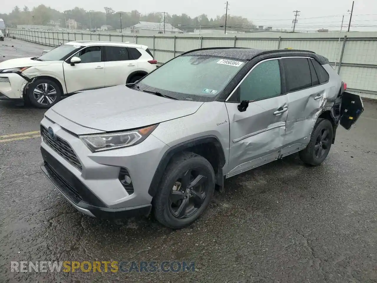 1 Photograph of a damaged car 2T3E6RFV9MW006439 TOYOTA RAV4 2021