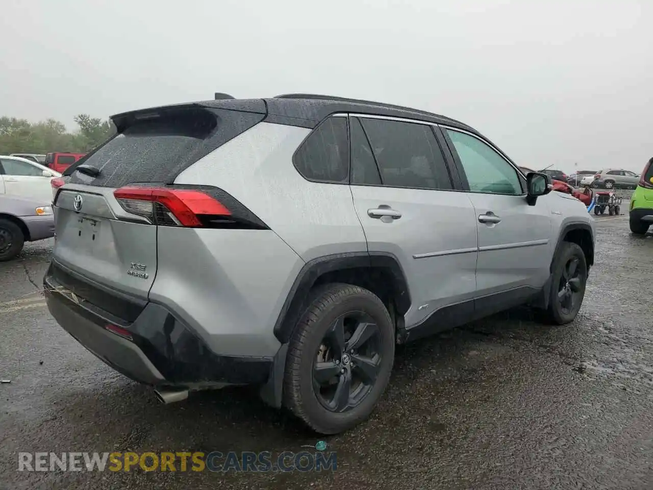 3 Photograph of a damaged car 2T3E6RFV9MW006439 TOYOTA RAV4 2021
