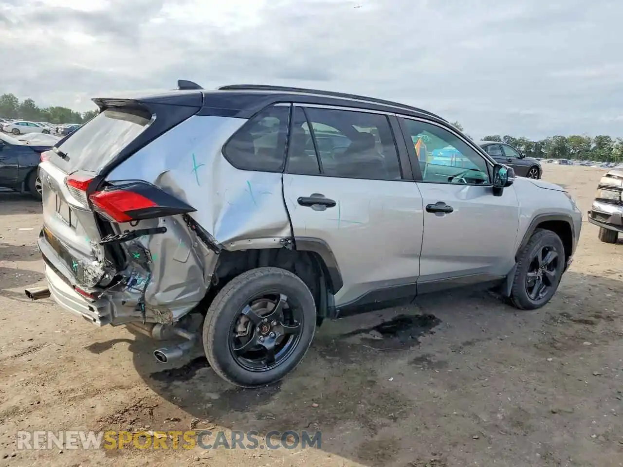 3 Фотография поврежденного автомобиля 2T3E6RFV9MW019840 TOYOTA RAV4 2021