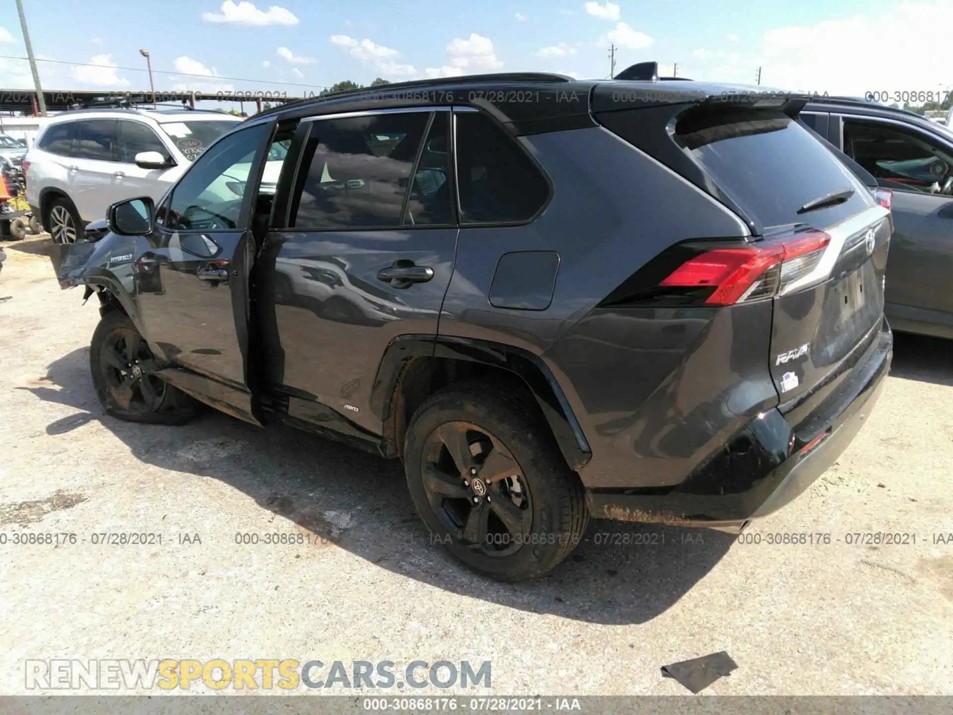3 Photograph of a damaged car 2T3E6RFV9MW024987 TOYOTA RAV4 2021