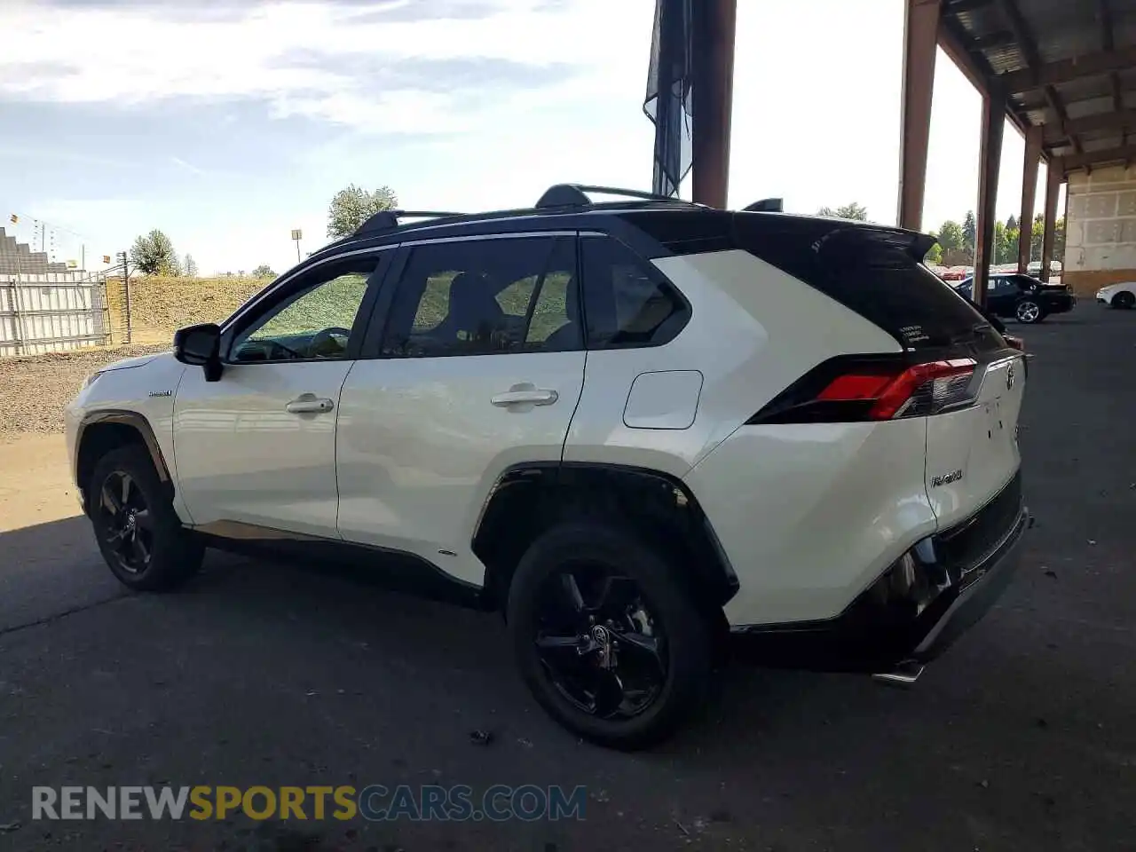 2 Photograph of a damaged car 2T3E6RFV9MW025461 TOYOTA RAV4 2021