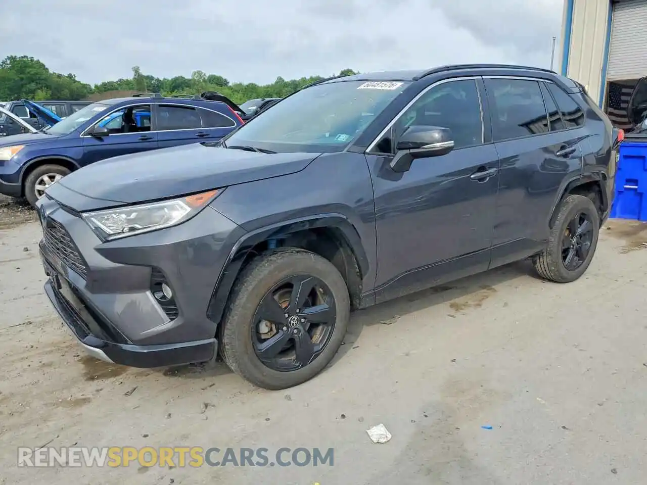 1 Photograph of a damaged car 2T3E6RFVXMW019622 TOYOTA RAV4 2021