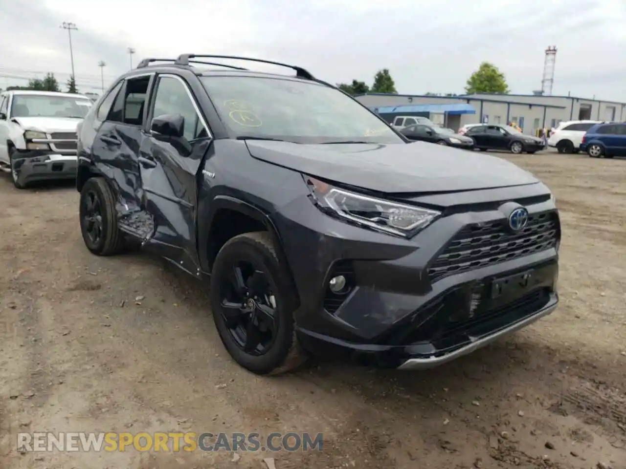 1 Photograph of a damaged car 2T3E6RFVXMW020253 TOYOTA RAV4 2021