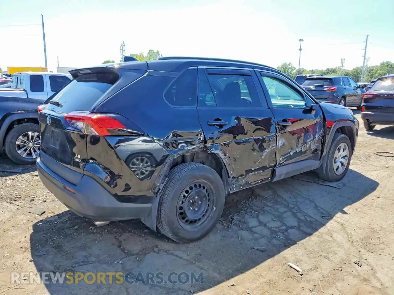 3 Photograph of a damaged car 2T3F1RFV0MC162258 TOYOTA RAV4 2021
