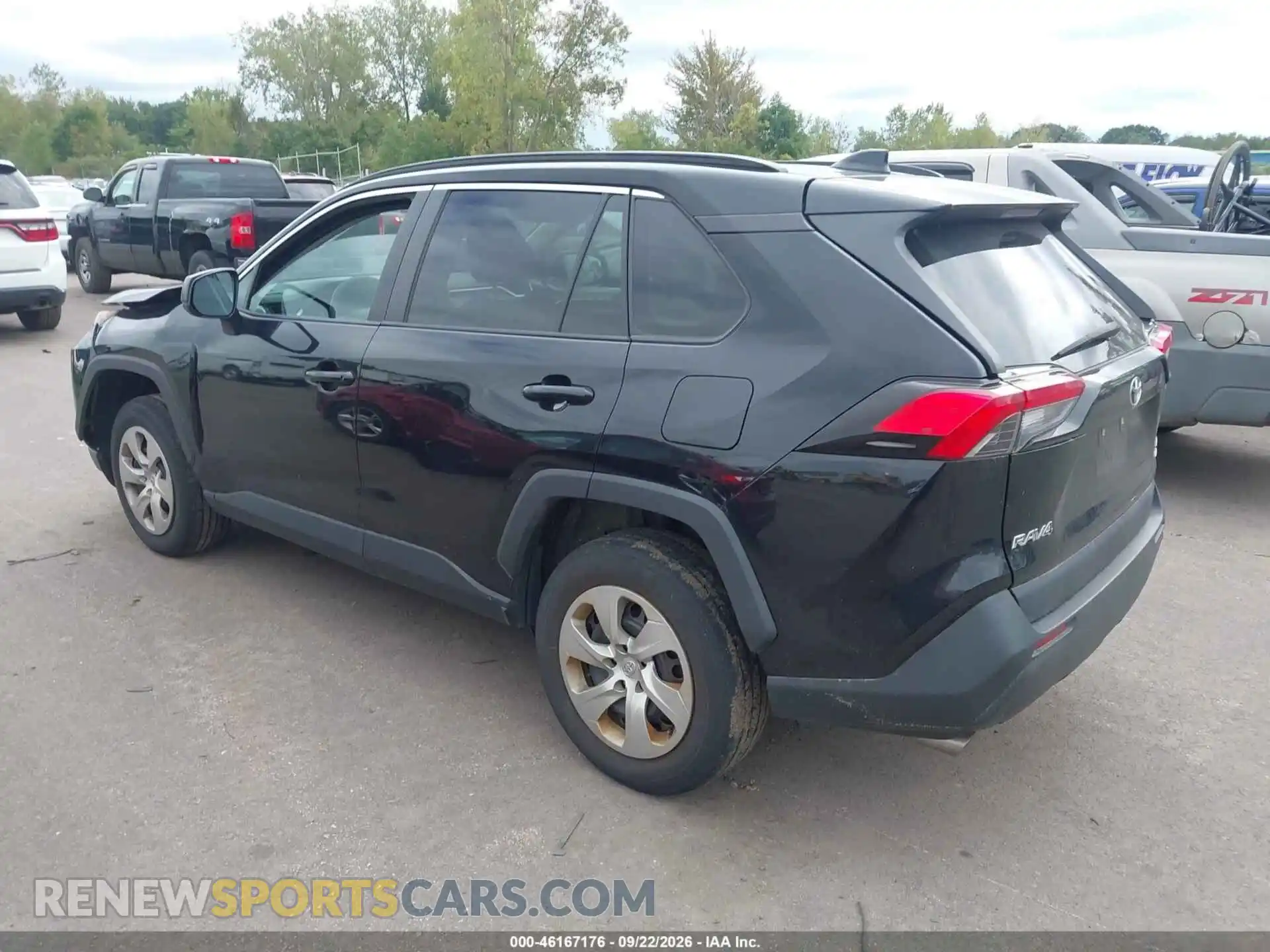 3 Photograph of a damaged car 2T3F1RFV0MC162342 TOYOTA RAV4 2021