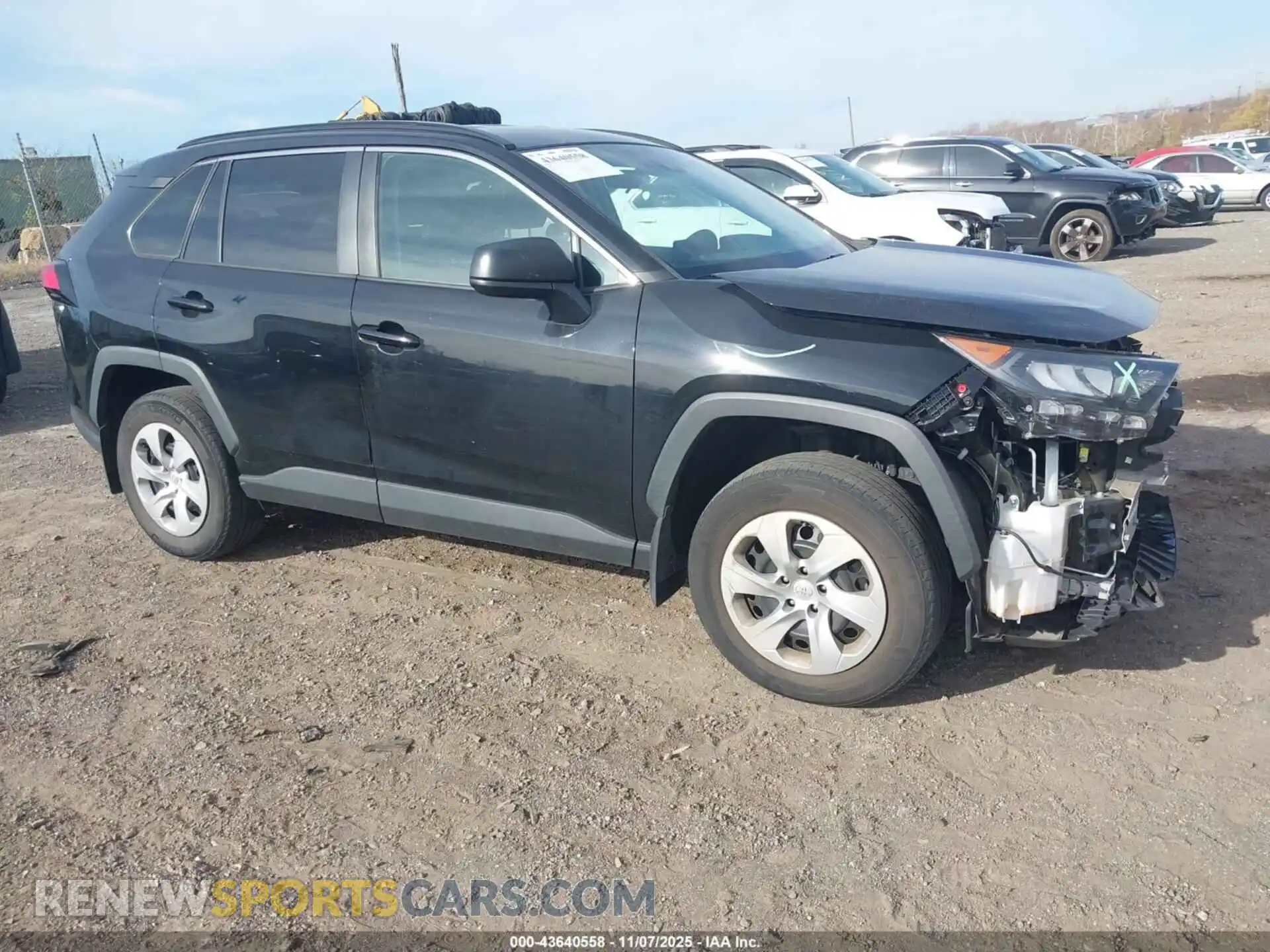 1 Photograph of a damaged car 2T3F1RFV0MC168707 TOYOTA RAV4 2021