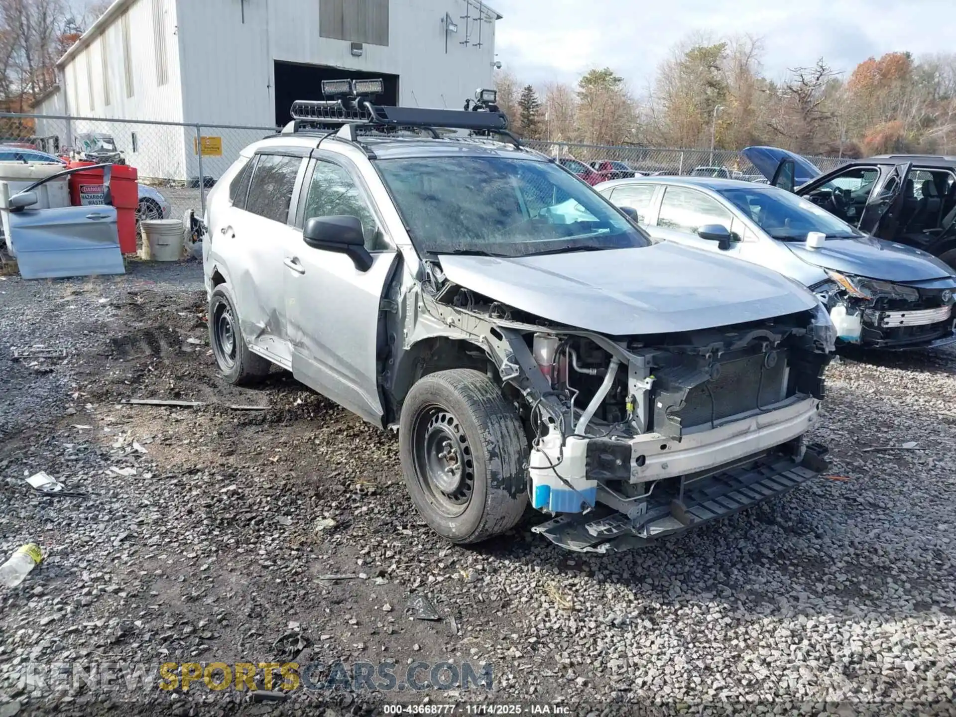 1 Photograph of a damaged car 2T3F1RFV0MC179626 TOYOTA RAV4 2021