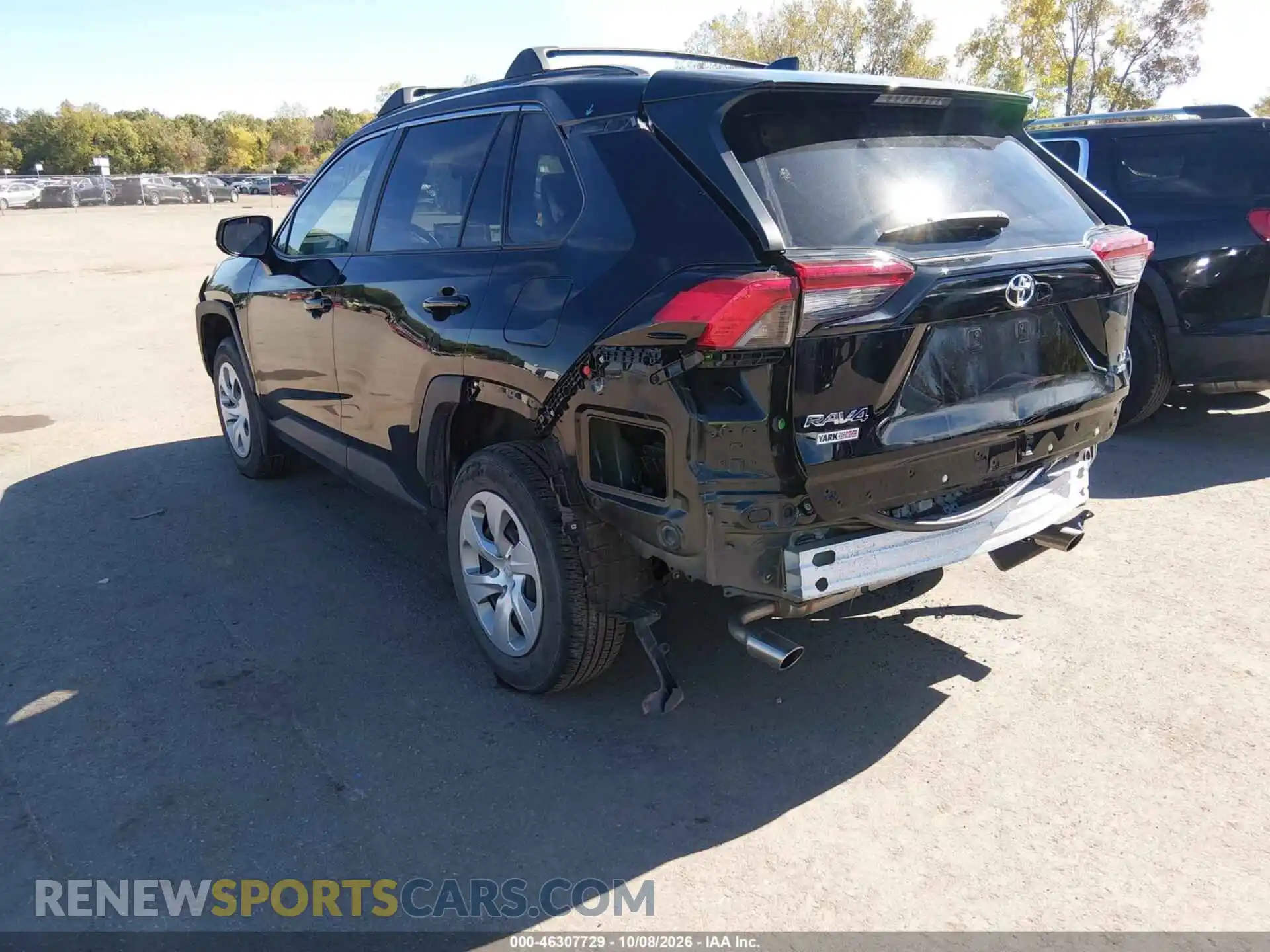 3 Фотография поврежденного автомобиля 2T3F1RFV0MC221549 TOYOTA RAV4 2021