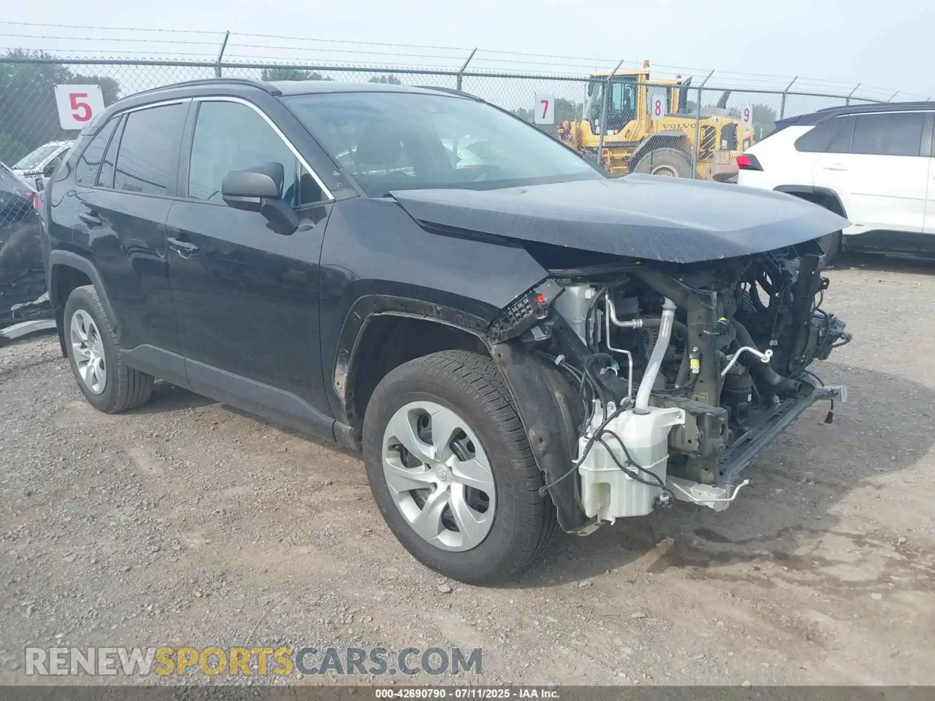 1 Photograph of a damaged car 2T3F1RFV1MC218336 TOYOTA RAV4 2021