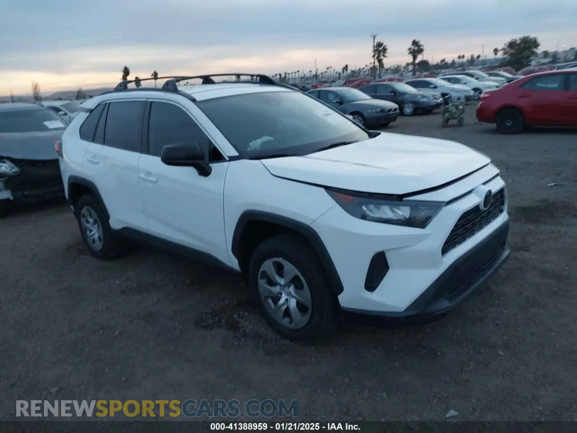 1 Photograph of a damaged car 2T3F1RFV1MC241485 TOYOTA RAV4 2021