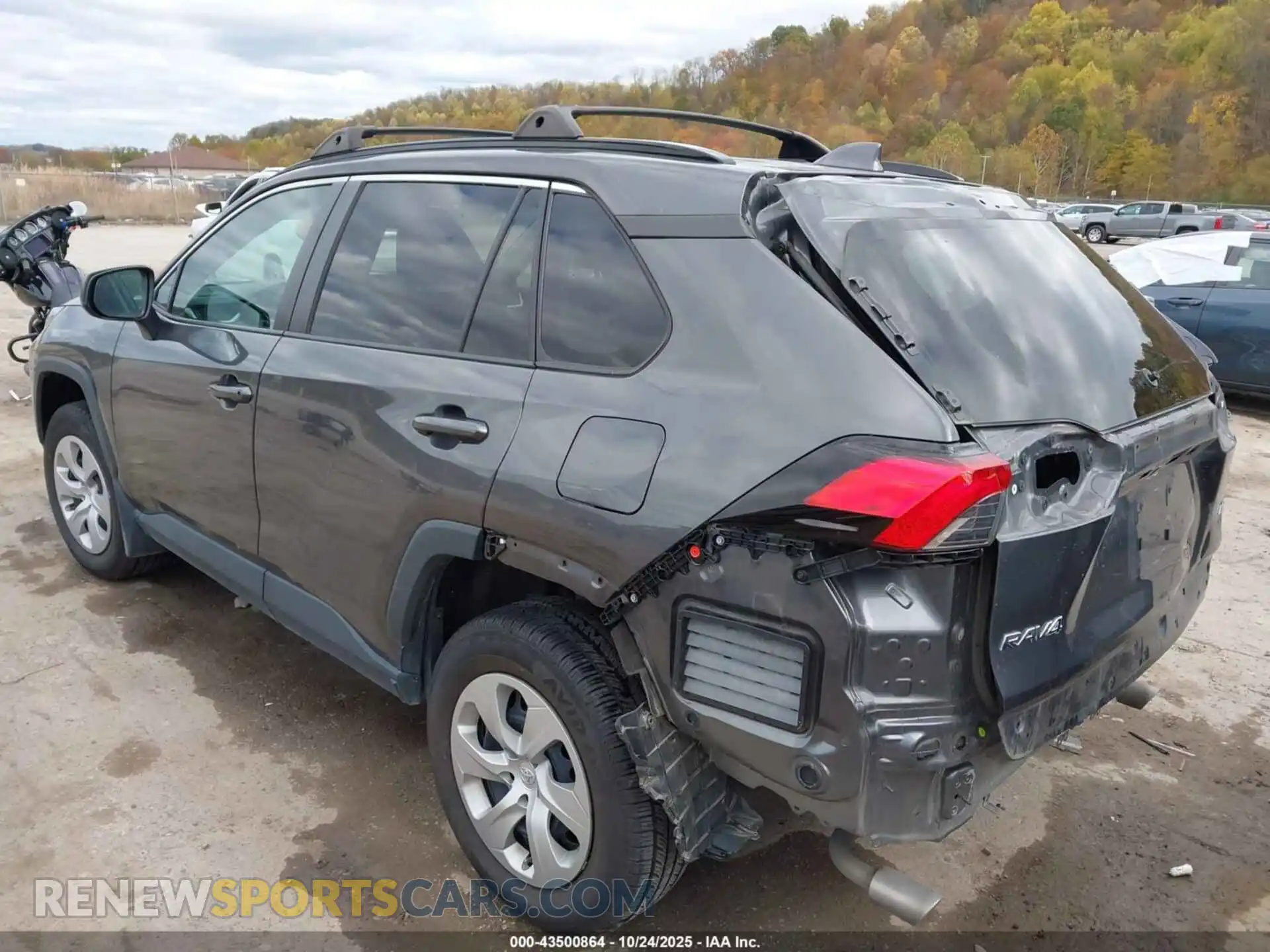 3 Photograph of a damaged car 2T3F1RFV1MW225740 TOYOTA RAV4 2021