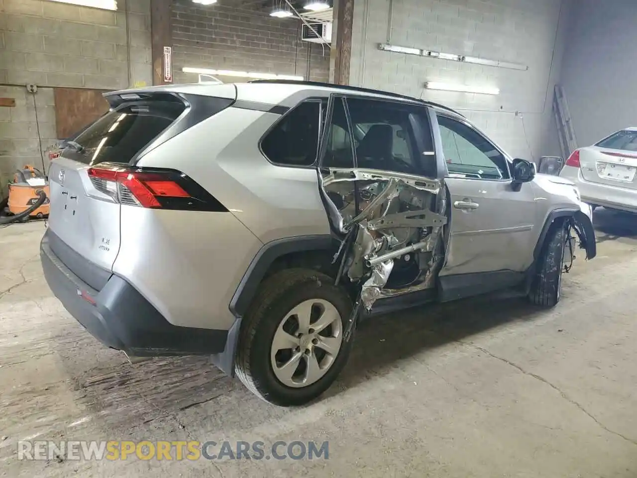 3 Photograph of a damaged car 2T3F1RFV2MC245352 TOYOTA RAV4 2021