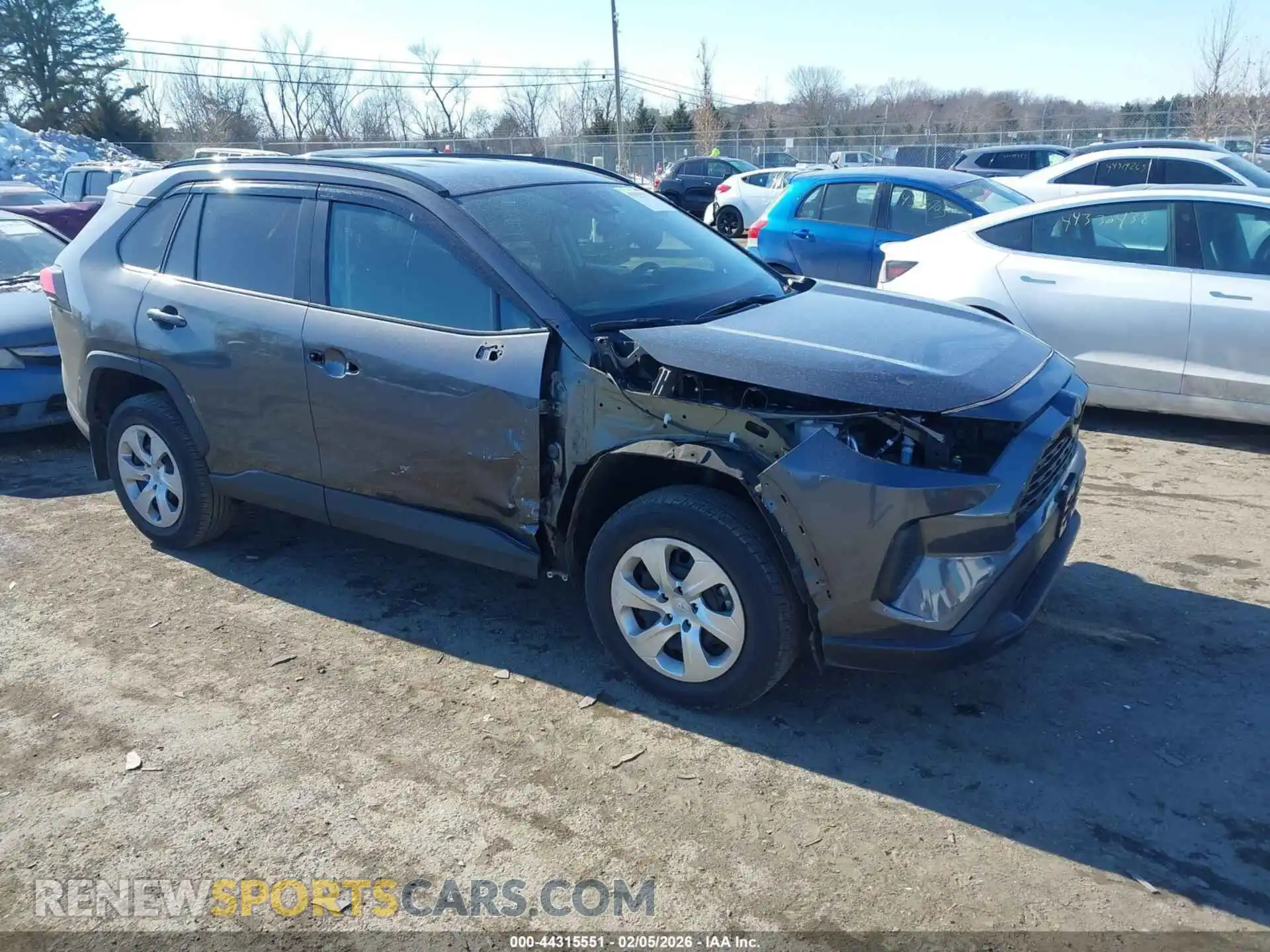 1 Photograph of a damaged car 2T3F1RFV2MW151244 TOYOTA RAV4 2021