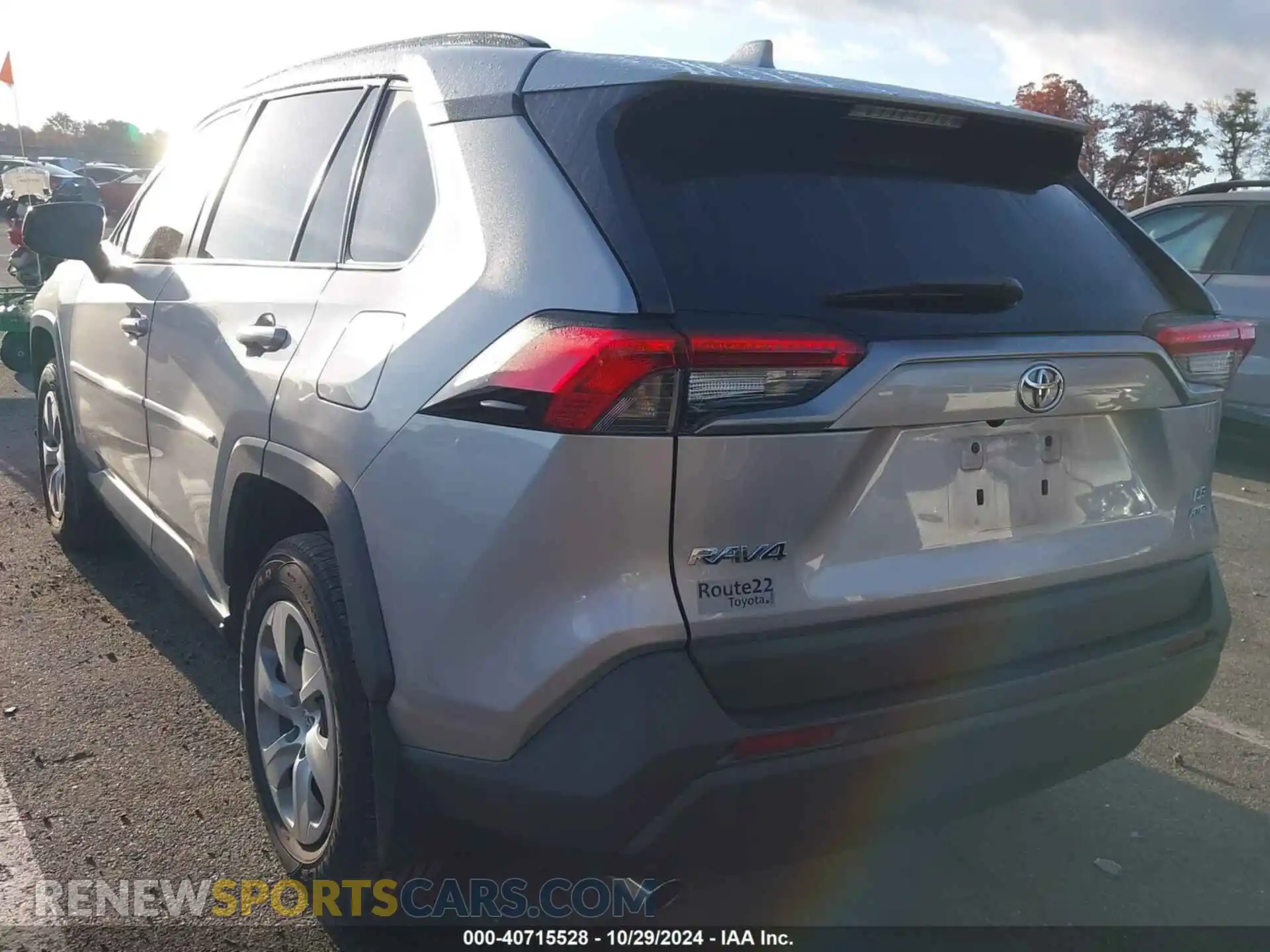 3 Photograph of a damaged car 2T3F1RFV3MC206043 TOYOTA RAV4 2021