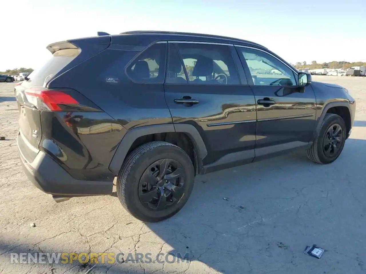 3 Photograph of a damaged car 2T3F1RFV3MC216491 TOYOTA RAV4 2021