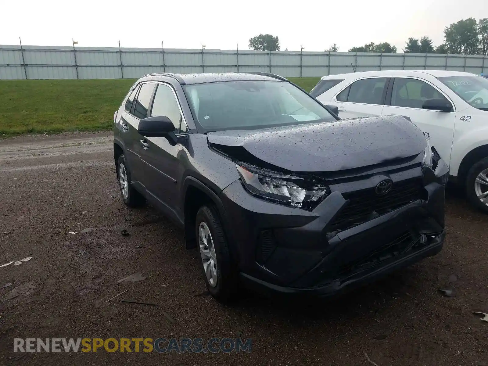1 Photograph of a damaged car 2T3F1RFV3MC225207 TOYOTA RAV4 2021