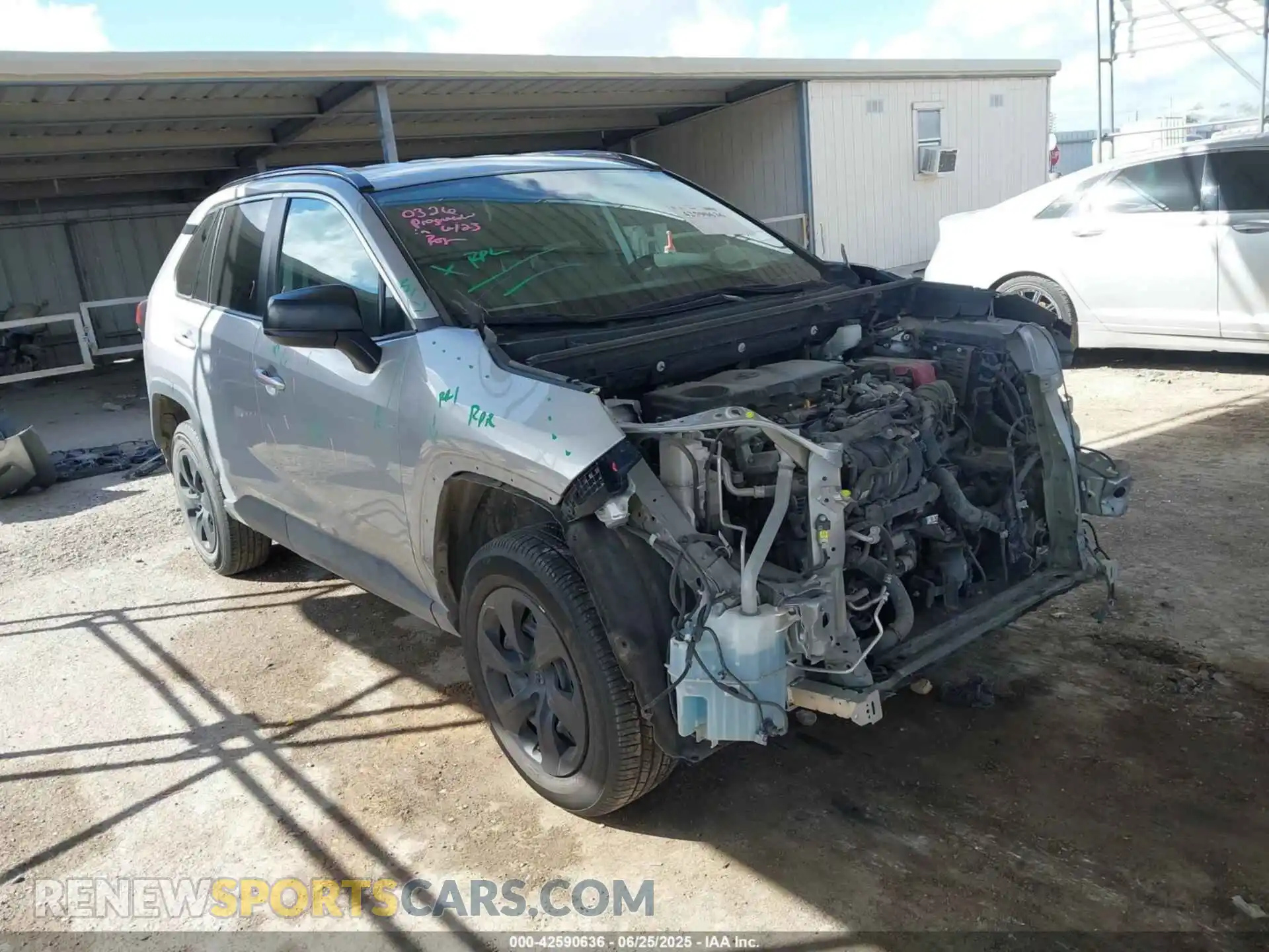1 Photograph of a damaged car 2T3F1RFV3MW196077 TOYOTA RAV4 2021