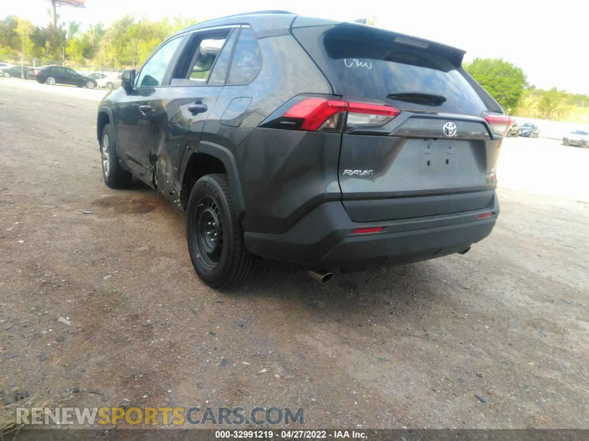 3 Photograph of a damaged car 2T3F1RFV3MW208339 TOYOTA RAV4 2021