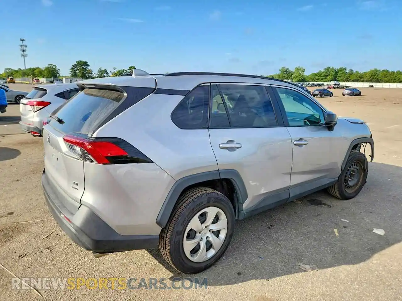 3 Photograph of a damaged car 2T3F1RFV4MC146838 TOYOTA RAV4 2021