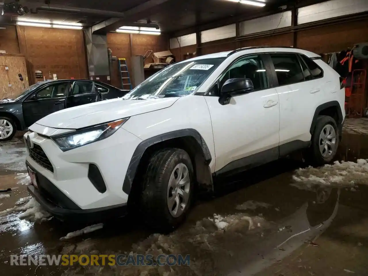 1 Photograph of a damaged car 2T3F1RFV4MC153451 TOYOTA RAV4 2021