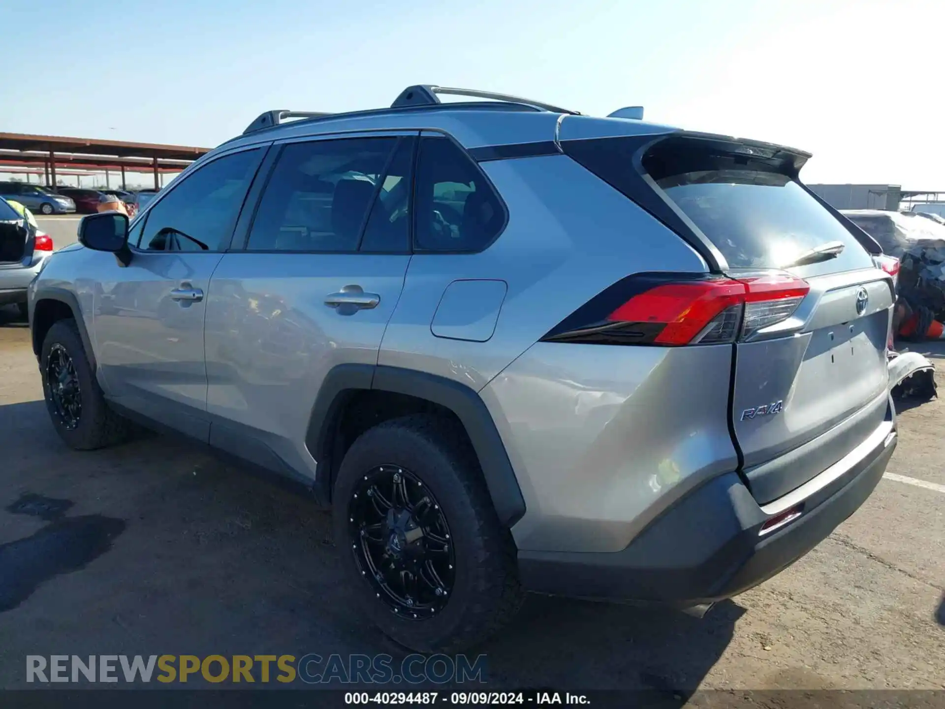 3 Фотография поврежденного автомобиля 2T3F1RFV4MC172825 TOYOTA RAV4 2021