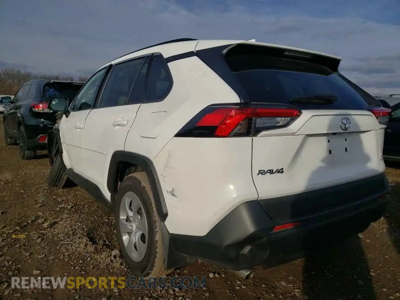 3 Photograph of a damaged car 2T3F1RFV4MC181640 TOYOTA RAV4 2021