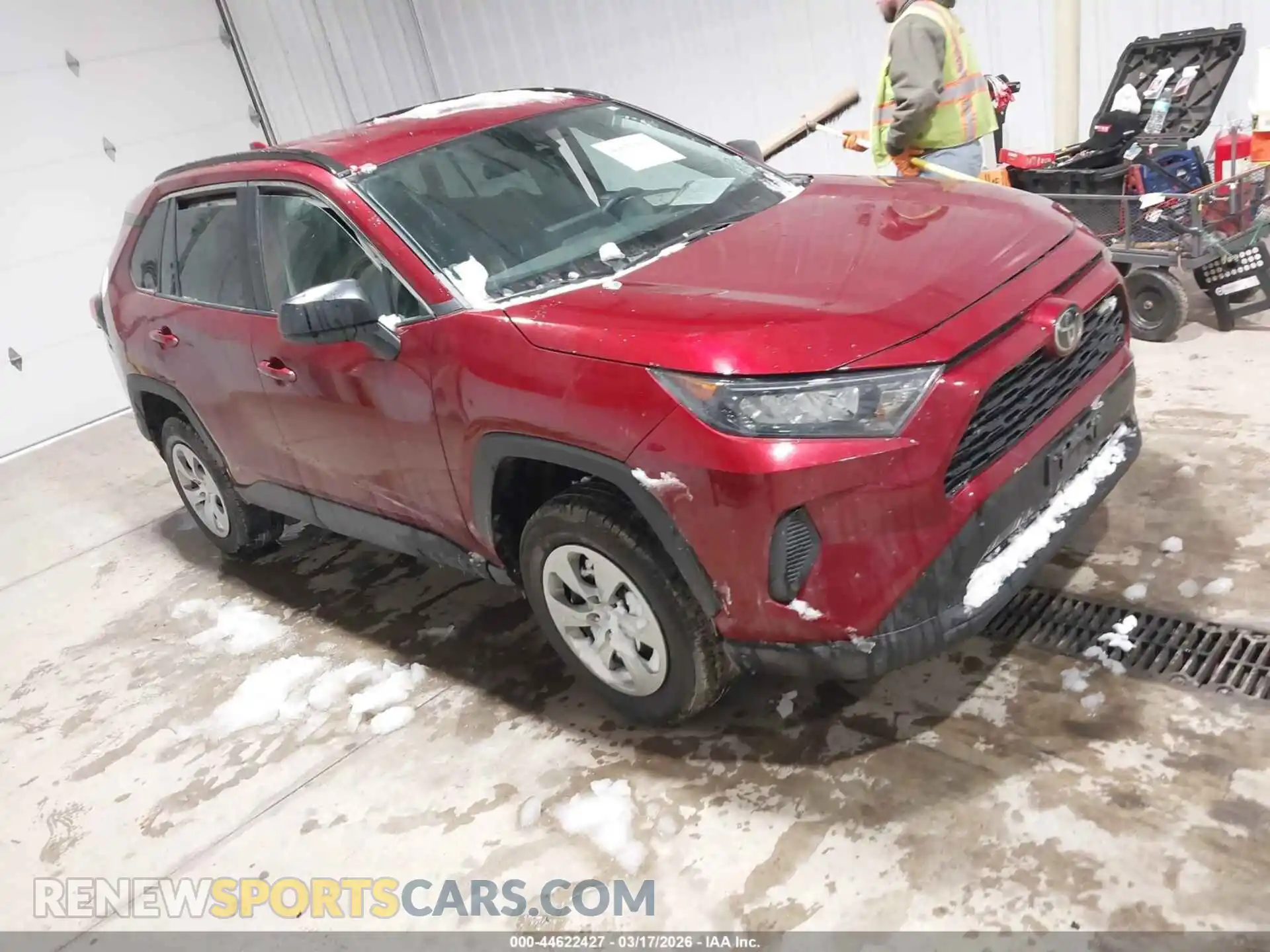 1 Photograph of a damaged car 2T3F1RFV5MW203773 TOYOTA RAV4 2021