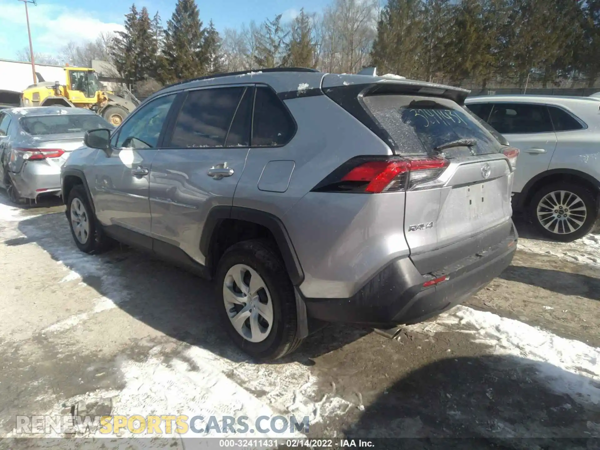 3 Photograph of a damaged car 2T3F1RFV6MC174561 TOYOTA RAV4 2021
