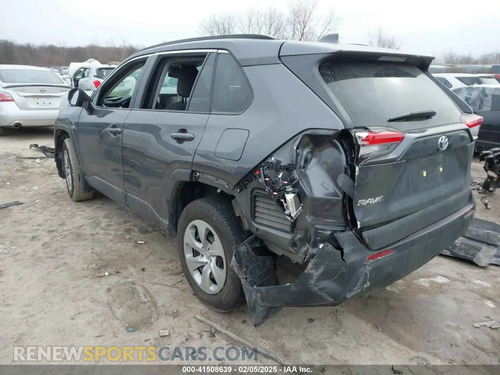 3 Photograph of a damaged car 2T3F1RFV6MC178013 TOYOTA RAV4 2021