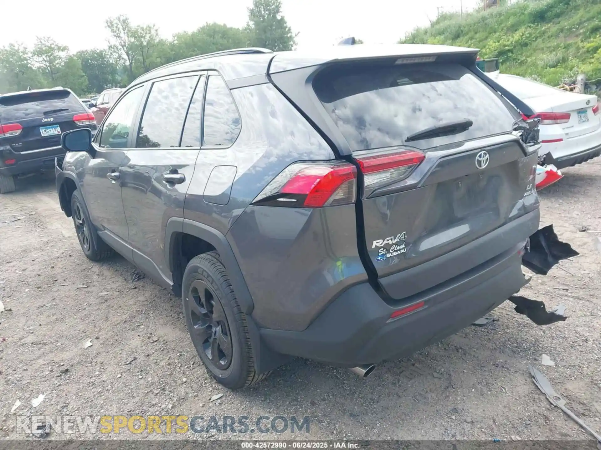 3 Фотография поврежденного автомобиля 2T3F1RFV6MC225332 TOYOTA RAV4 2021