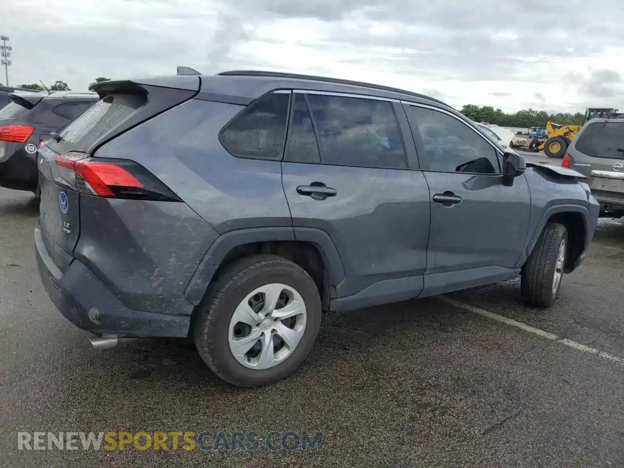 3 Photograph of a damaged car 2T3F1RFV6MC234676 TOYOTA RAV4 2021