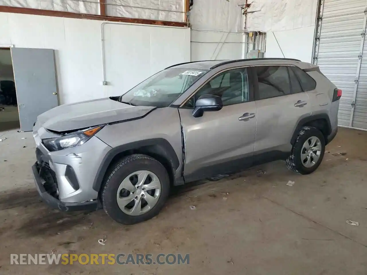 1 Photograph of a damaged car 2T3F1RFV6MW185235 TOYOTA RAV4 2021