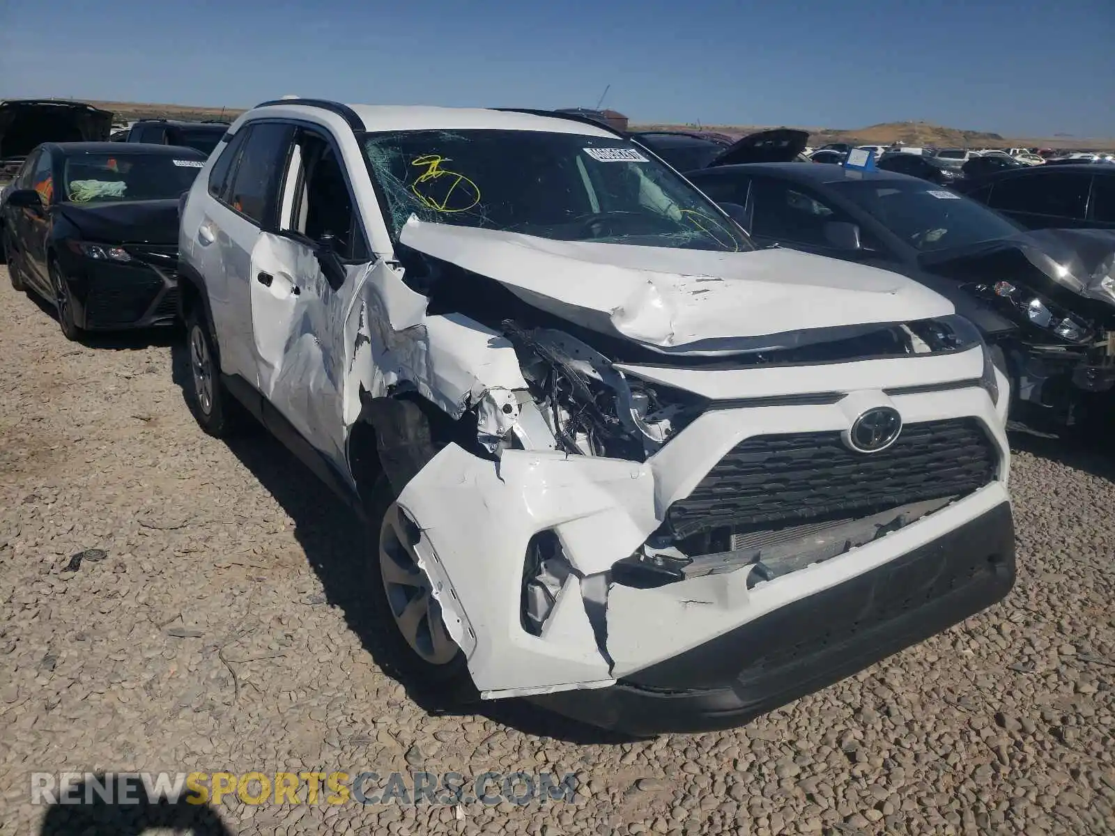 1 Photograph of a damaged car 2T3F1RFV6MW185915 TOYOTA RAV4 2021