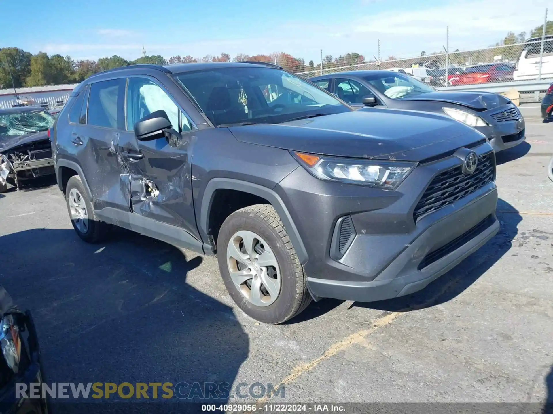 1 Photograph of a damaged car 2T3F1RFV6MW201935 TOYOTA RAV4 2021