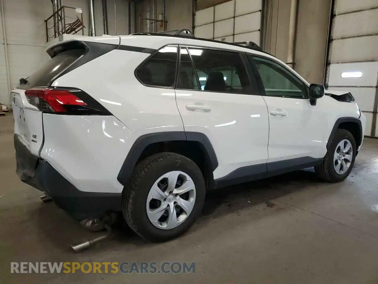 3 Photograph of a damaged car 2T3F1RFV6MW214622 TOYOTA RAV4 2021