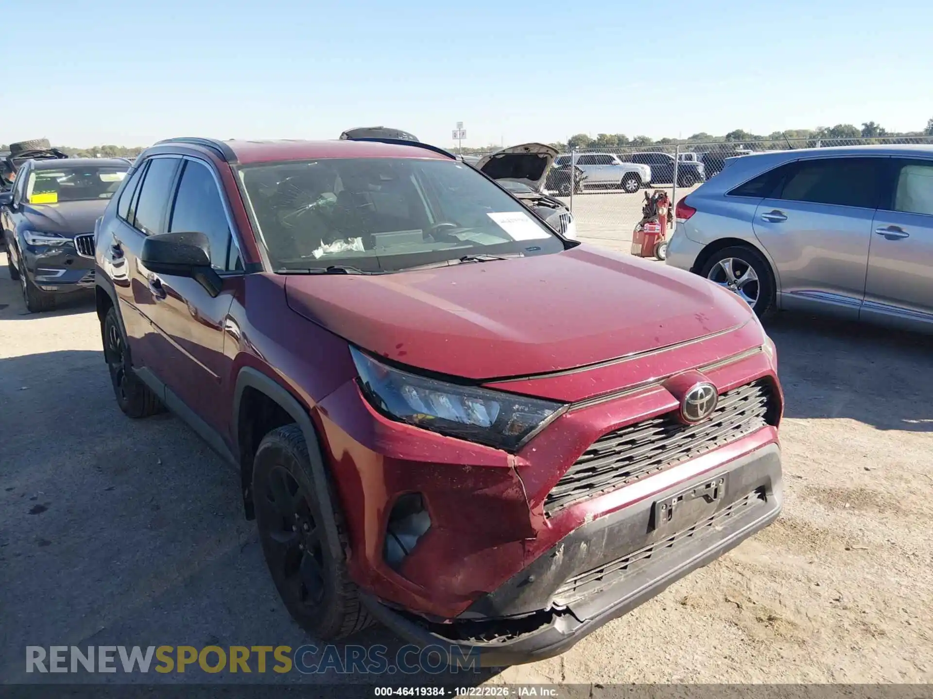 1 Photograph of a damaged car 2T3F1RFV6MW232120 TOYOTA RAV4 2021