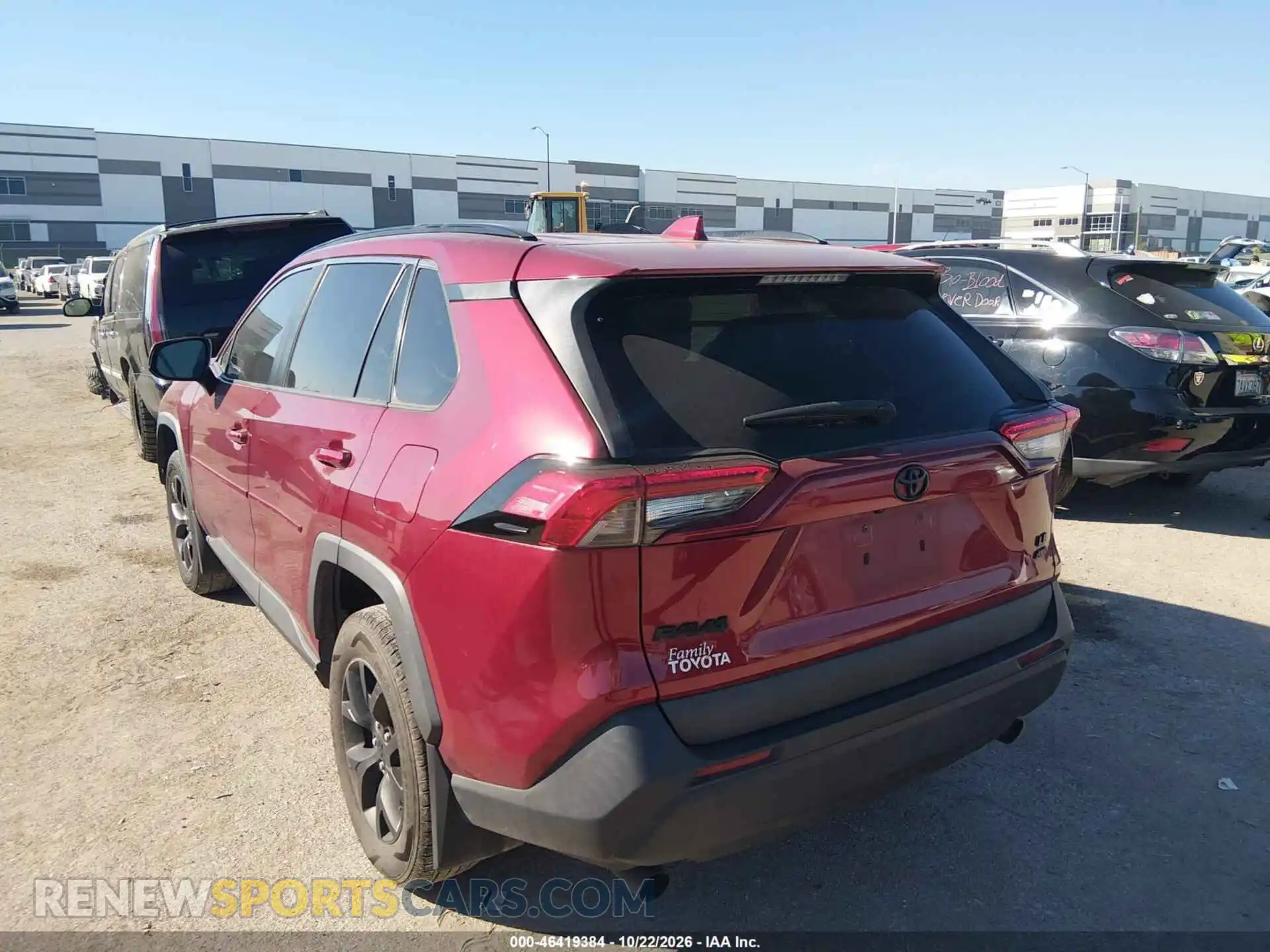 3 Photograph of a damaged car 2T3F1RFV6MW232120 TOYOTA RAV4 2021