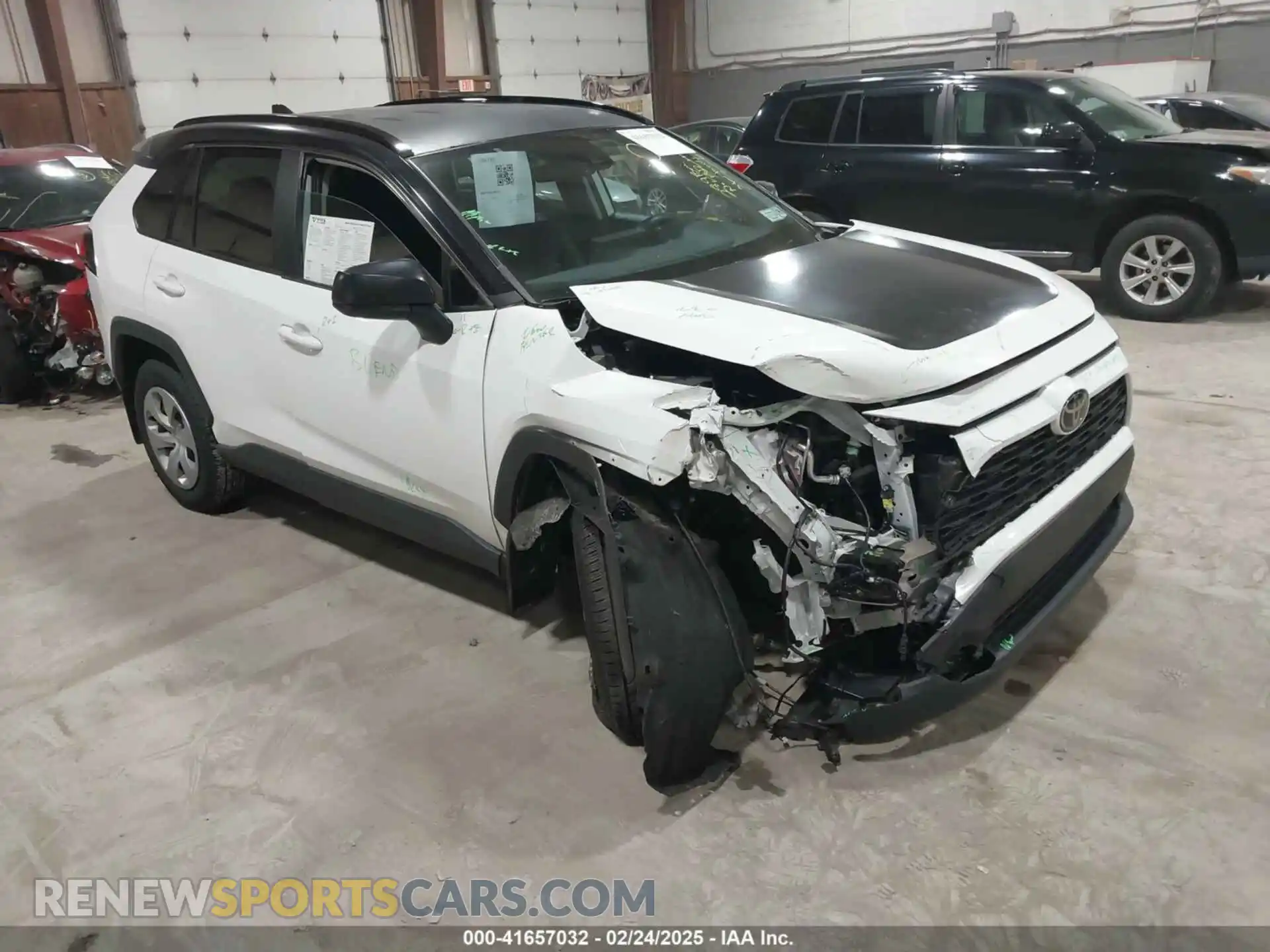 1 Photograph of a damaged car 2T3F1RFV7MC242625 TOYOTA RAV4 2021