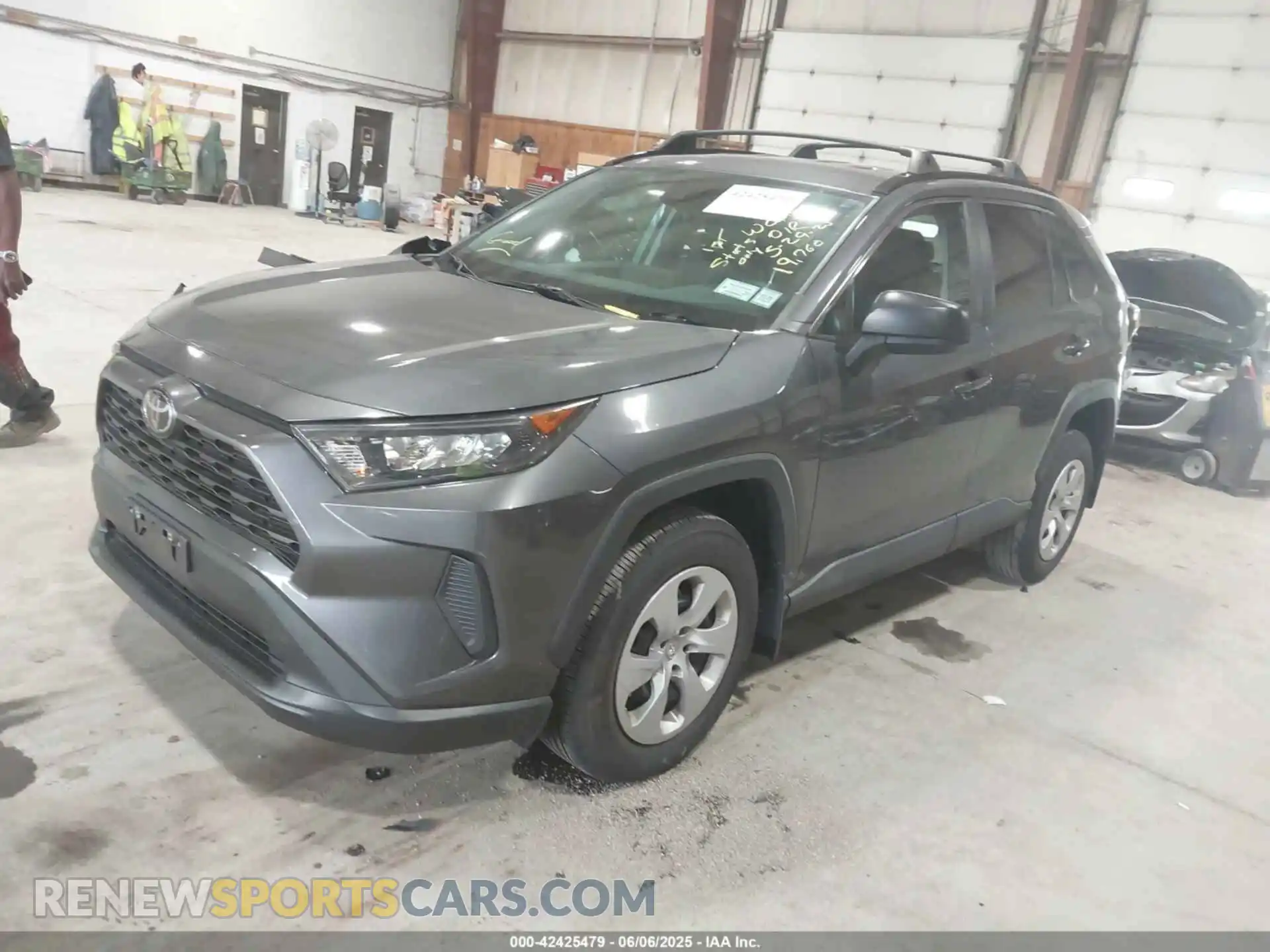 2 Photograph of a damaged car 2T3F1RFV7MW154365 TOYOTA RAV4 2021