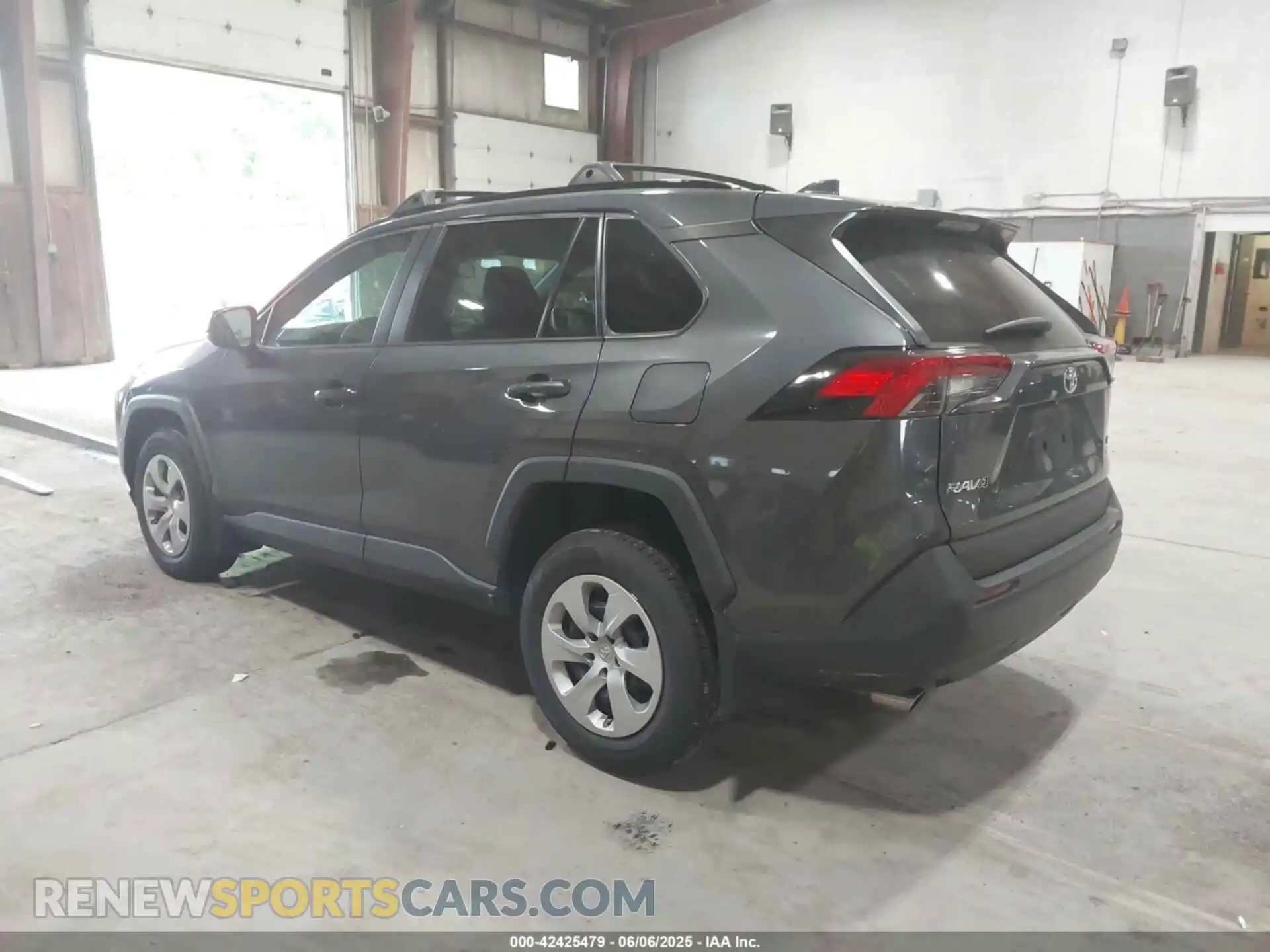 3 Photograph of a damaged car 2T3F1RFV7MW154365 TOYOTA RAV4 2021