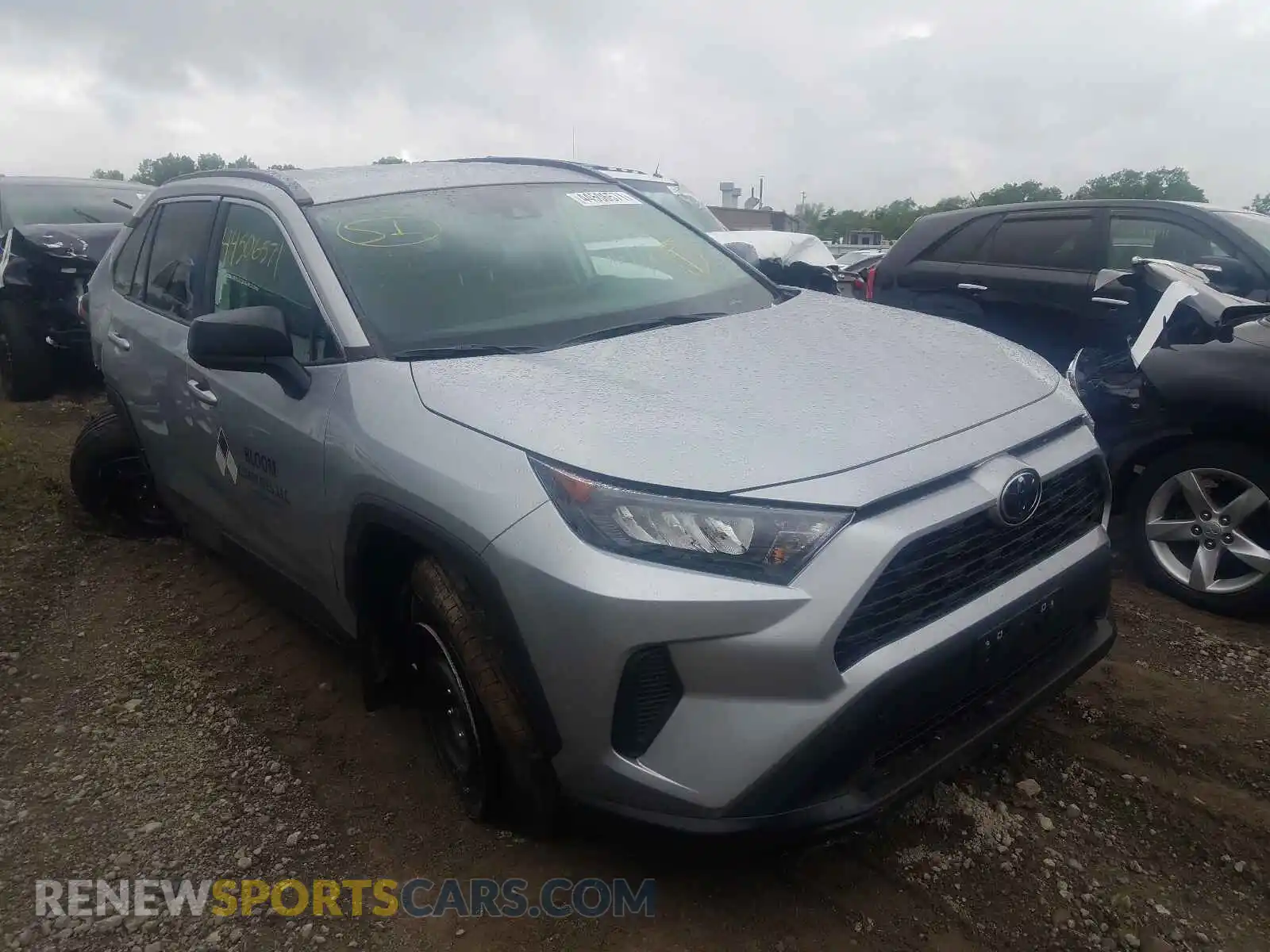 1 Photograph of a damaged car 2T3F1RFV7MW161915 TOYOTA RAV4 2021