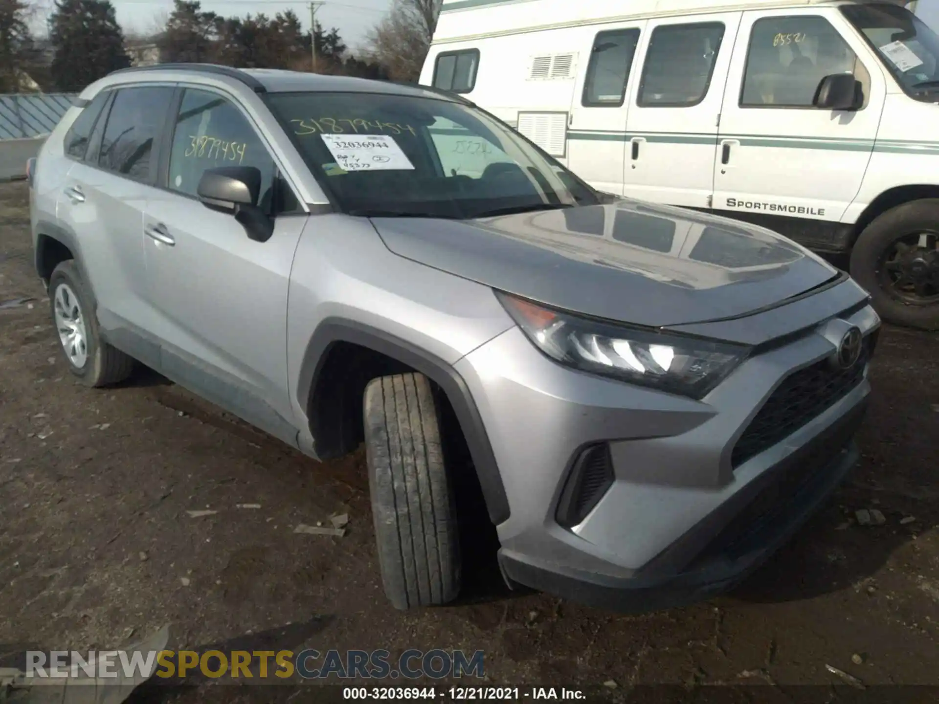1 Photograph of a damaged car 2T3F1RFV7MW186393 TOYOTA RAV4 2021