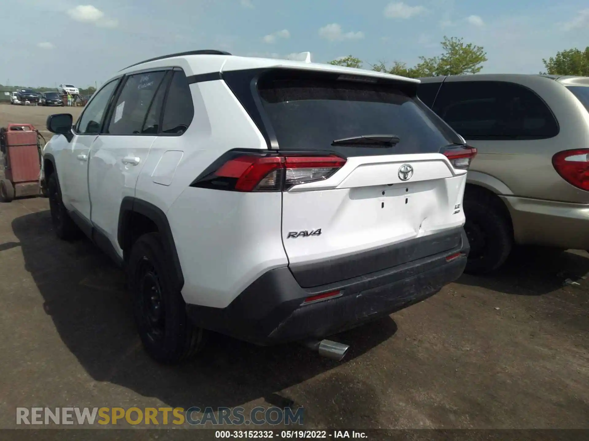 3 Photograph of a damaged car 2T3F1RFV7MW186488 TOYOTA RAV4 2021